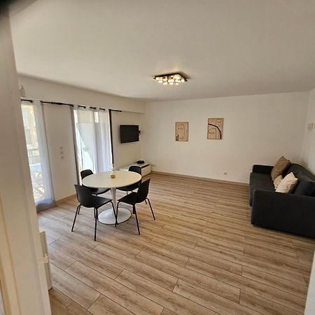 Beautiful 1 Bedroom Flat Nizza Exterior foto
